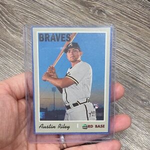 Braves-Austin Riley Collectible Card